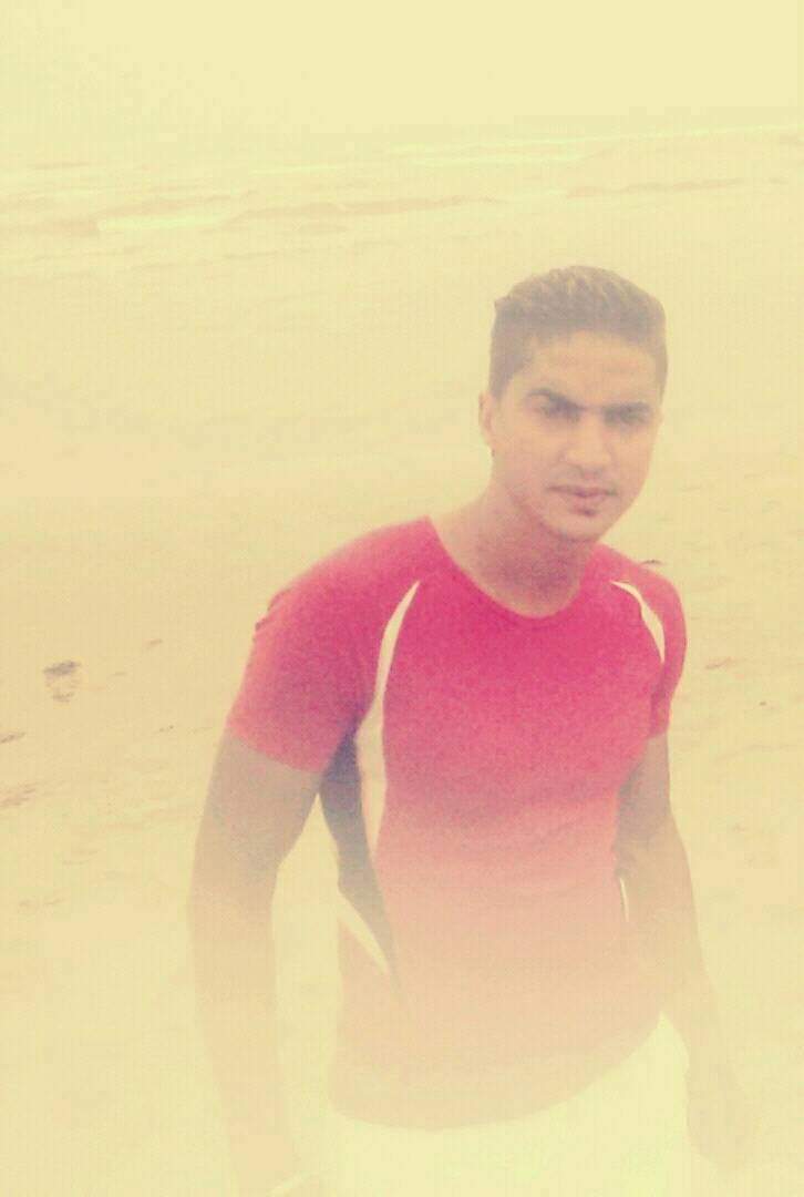 Sulyman - Douanne - Berne | Gay