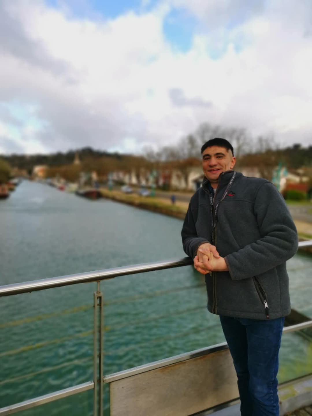 Carmelien - Grasswil - Berne | Gay