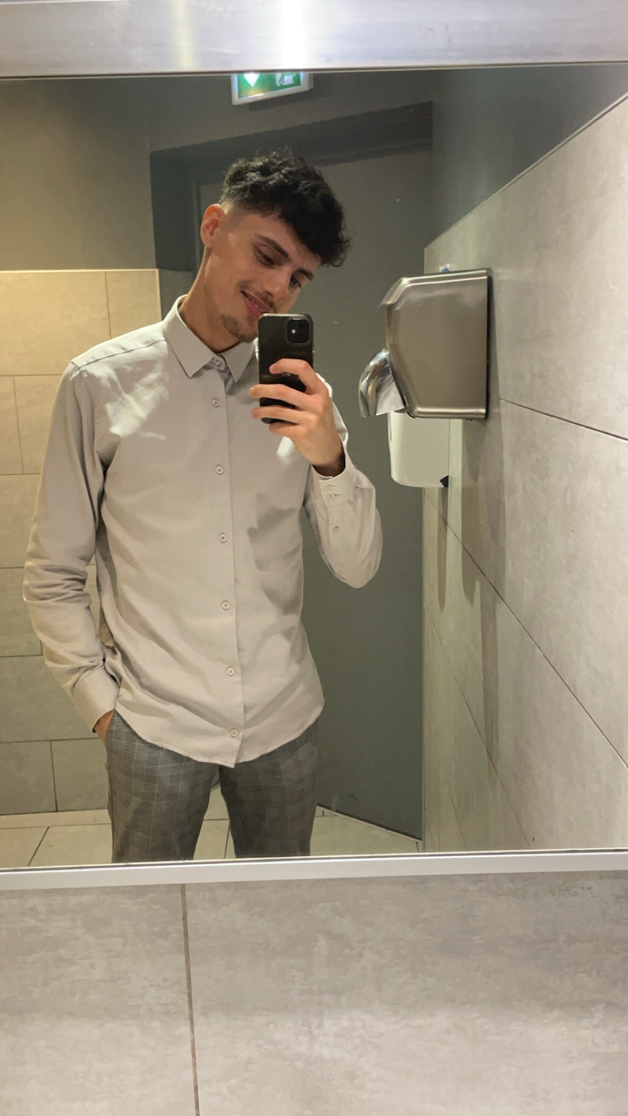 Alexander - Bellegarde - Fribourg | Gay