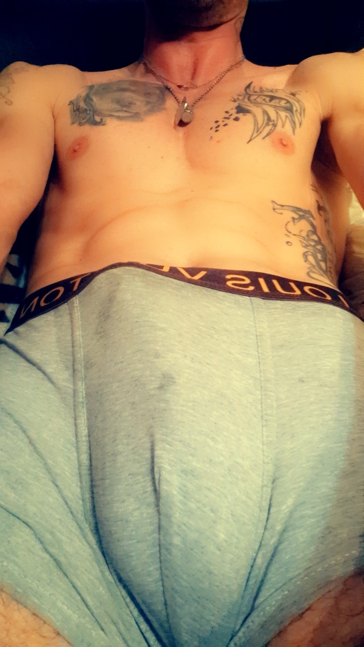 Hippolythe - Herbligen - Berne | Gay